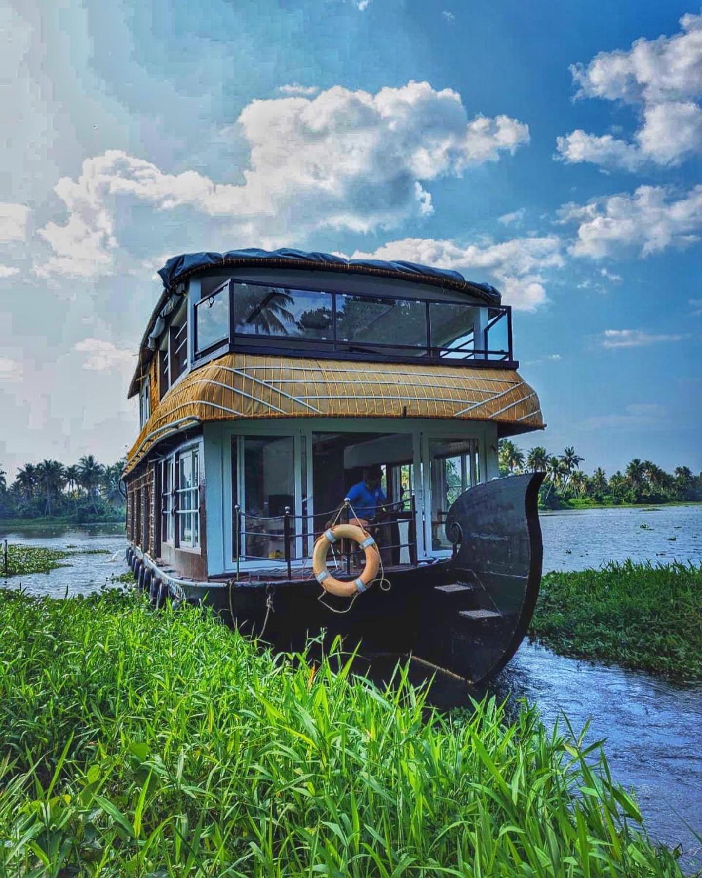 Grand Villa Houseboat Kumarakom Extérieur photo